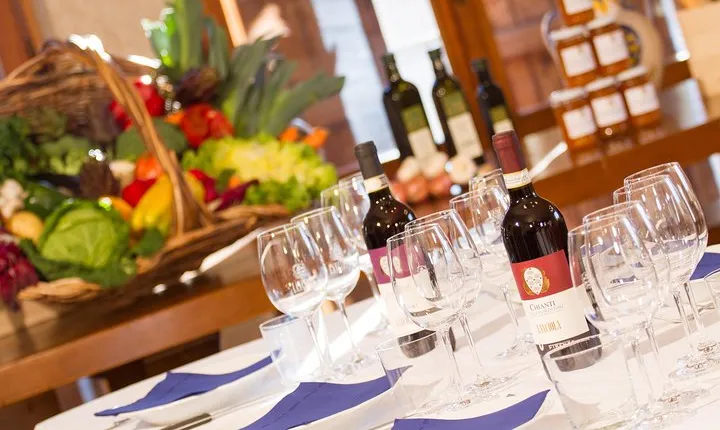 Dinner with Wine Tasting at Lanciola