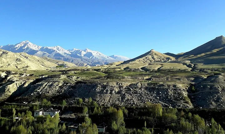 11 Night 12 Days Upper Mustang Trek