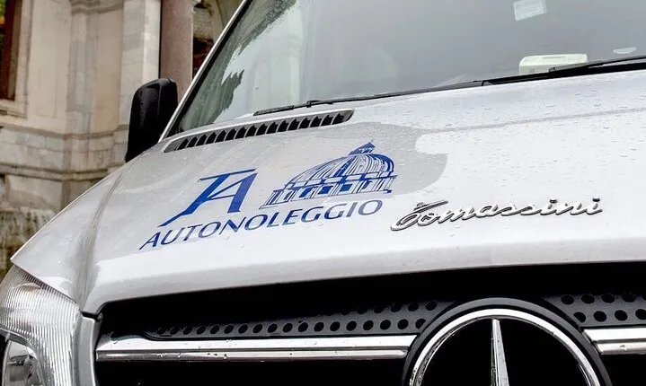 Private Minibus Transfer up to 13/17 People