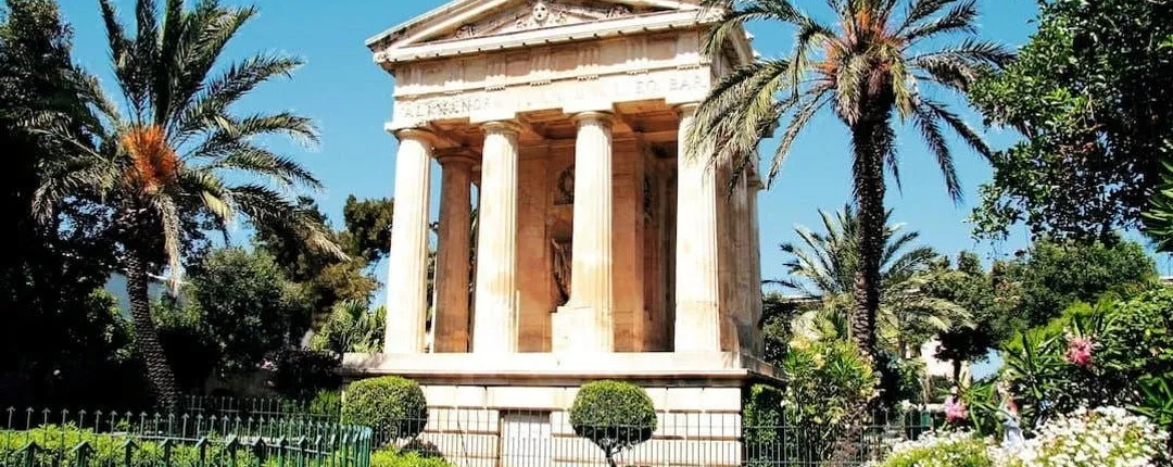 THE TOTAL MALTA EXPERIENCE