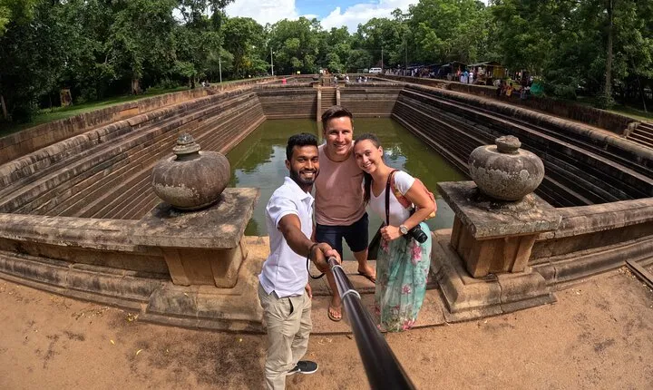 Private City Day Tour in Anuradhapura
