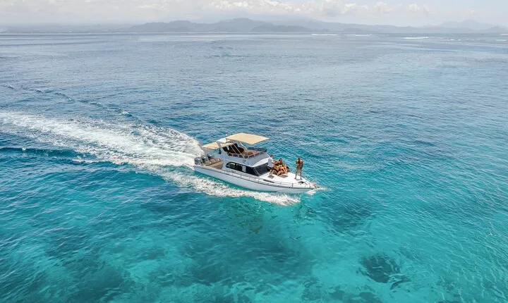 Nusa Penida Full Day Tour by Riki J Yacht 13 meters