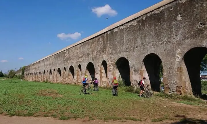 Half Day Tour Rome by Bike as You Never Seen