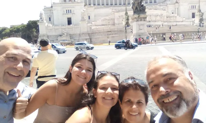 Rome Tour with Driver: Optional Skip-The-Line and Guide