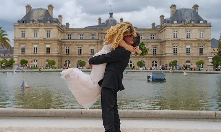 Paris Luxembourg Garden Wedding Vows Renewal Ceremony with Photo Shoot