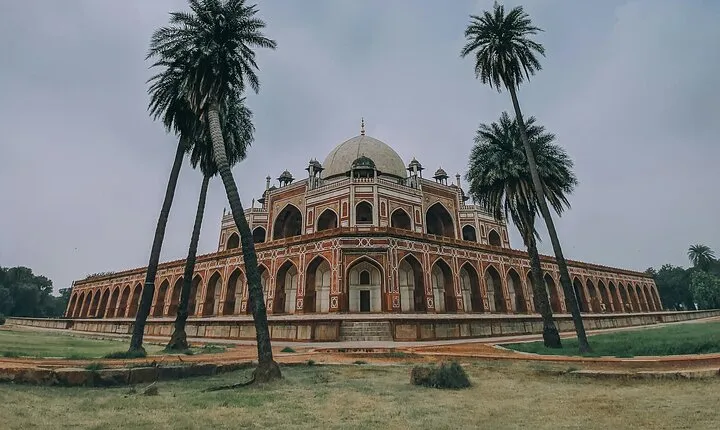 Private Old and New Delhi Full-Day Guided Tour