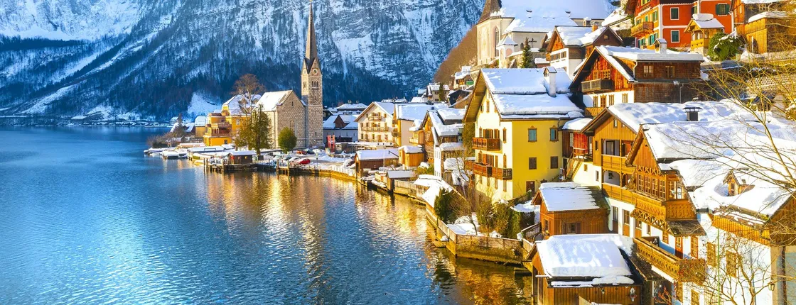 Private full-day tour to Hallstatt from Passau and Linz