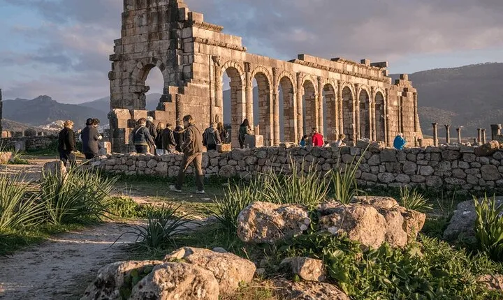 Small Group: From Fez to Volubilis -Mouly Idriss and Meknes day trip