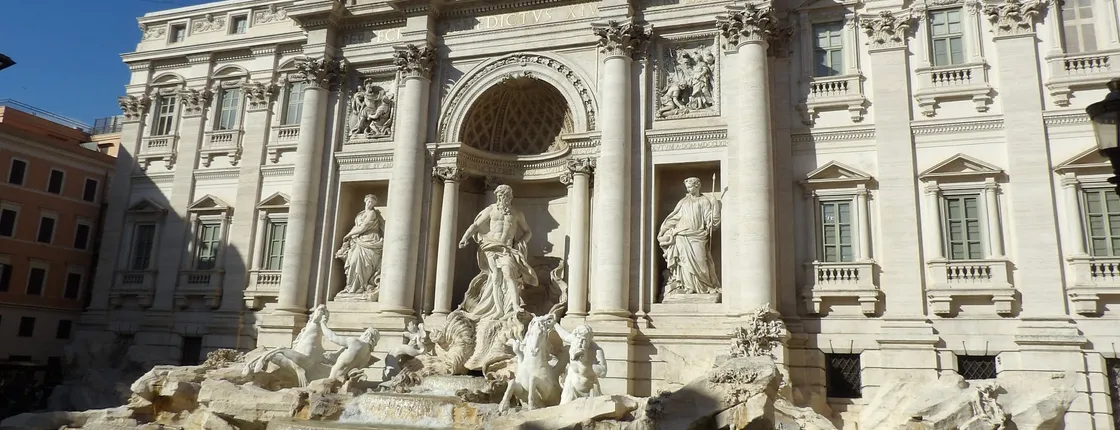 Trevi Fountain and Piazza Navona underground guided walking tour