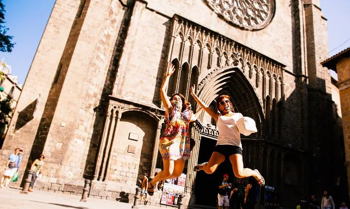 Private City Kickstart Tour: Barcelona
