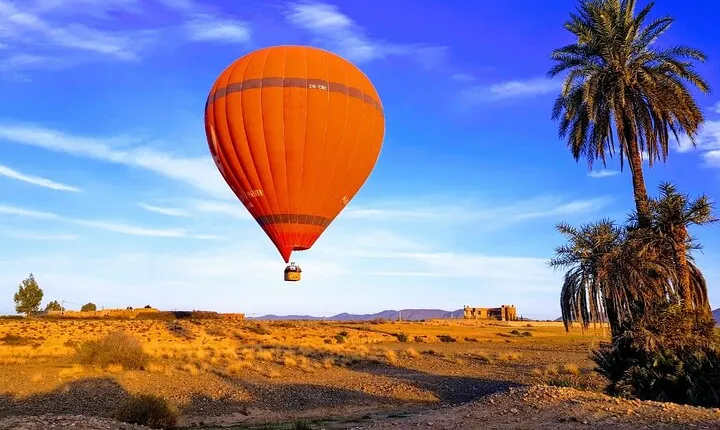 Hot Air Balloon Over Marrakech Desert, 1h Flight, Including Breakfast & pickup