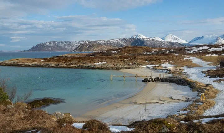 All-Inclusive Arctic Fjords and Sommarøy Scenic Tour