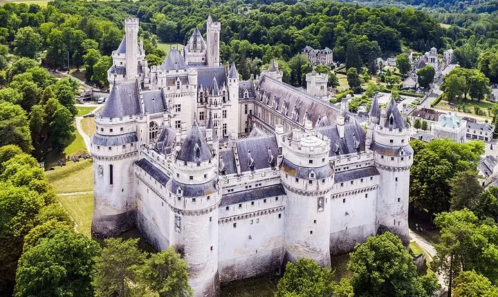 Château de Compiègne, Pierrefonds and Medieval Senlis Tour