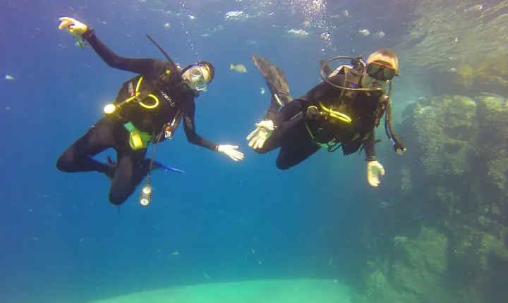 Beginner Scuba Diving in Cabo San Lucas