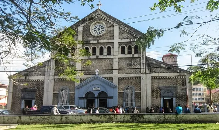 Private Castries or Shopping Tour/Transfers