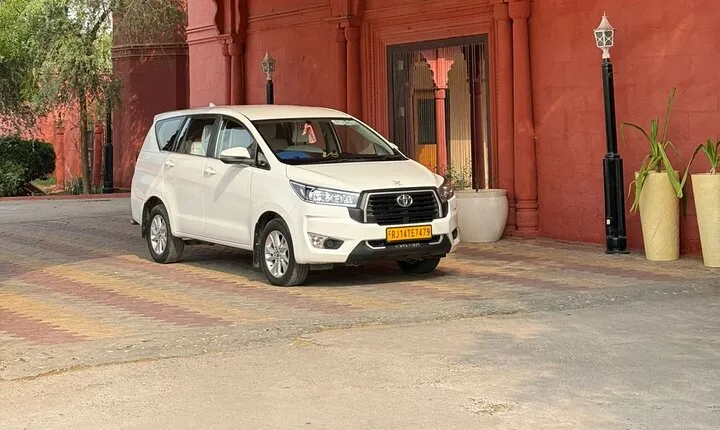 New Delhi Hotels to Delhi Airport drop: Private Transfers