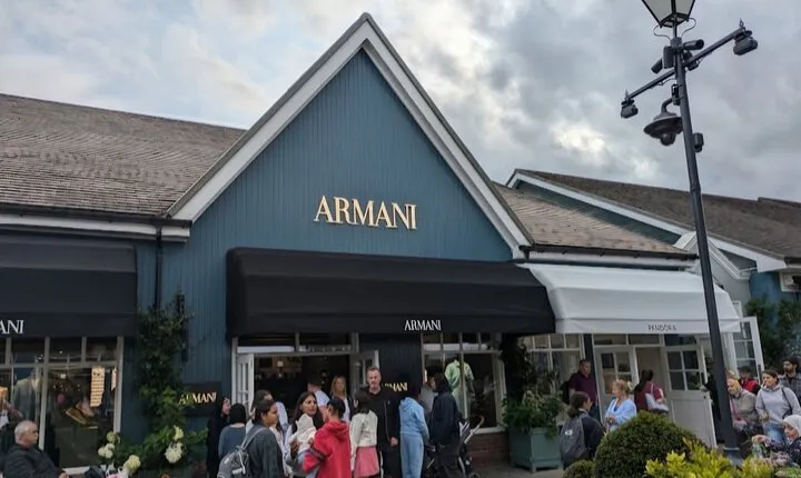 Luxury Shopping Transport to Bicester Village