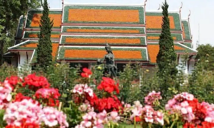 Royal Residence & Wat Phrathat Doi Suthep Half Day Tour From Chiang Mai(Private)