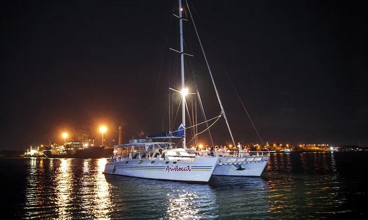 Bali Hai - Romantic Aristocat Evening Dinner Cruise