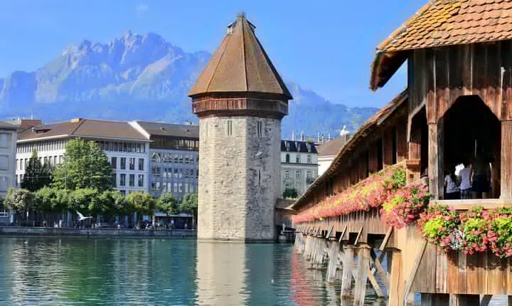 Ultimate Private Guided Lucerne Experience with Pick-up at Hotel