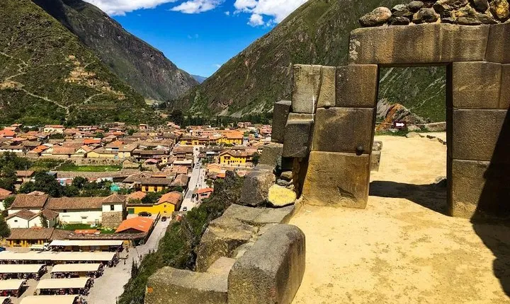 Sacred Valley From Ollantaytambo||Prívate Tour|| ending in Cusco