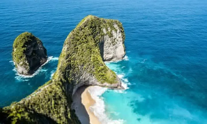Nusa Penida Island Beach Tours