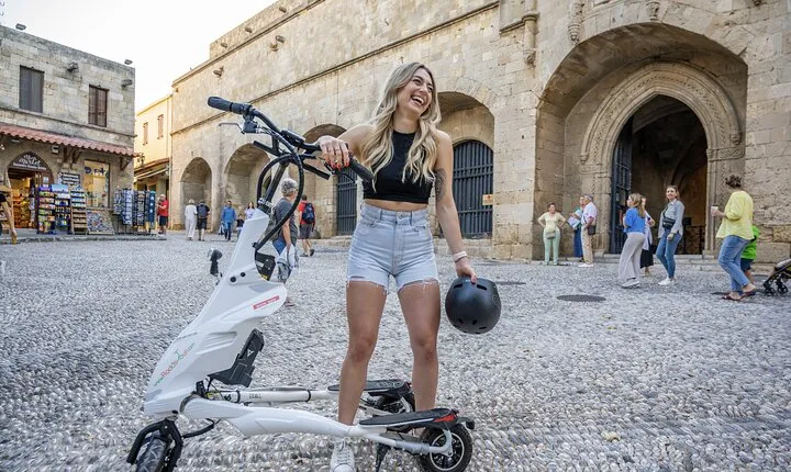 Explore the Medieval city of Rhodes on scooters - 2 hours