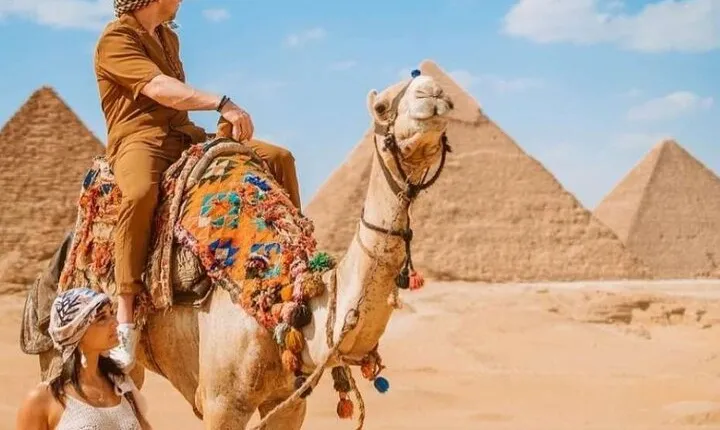 Shared Tour Trip to Cairo from Hurghada without Admission Tickets