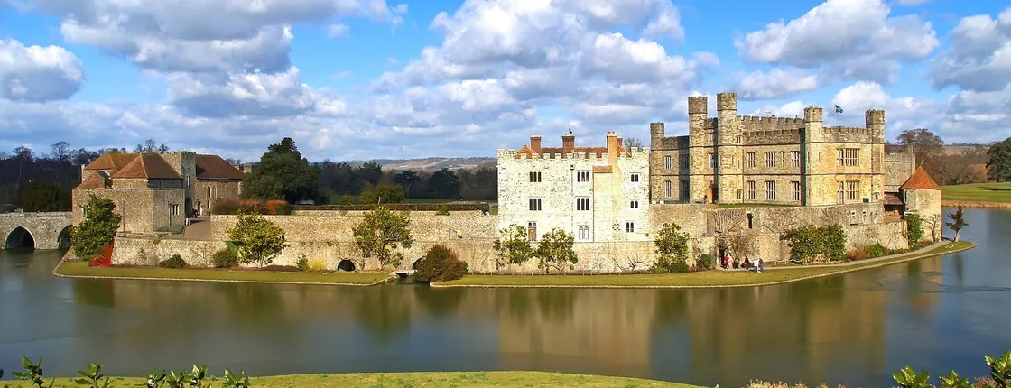 Private tour of Leeds Castle with Canterbury, Dover and Greenwich