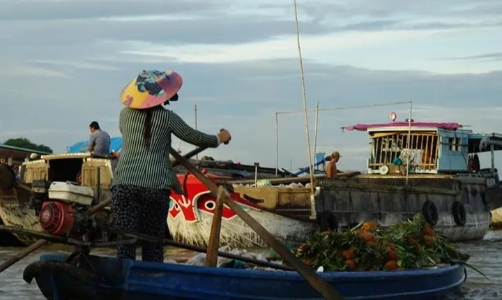 Mekong Delta and Biggest Authentic Floating Market 1 Day