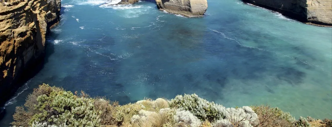 Great Ocean Road and Twelve Apostles