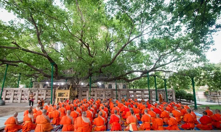 15 Days Buddhist Tour In India and Nepal With a Visit To Taj Mahal