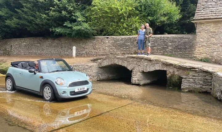 The Cotswolds with Experienced Guide in New London Taxi