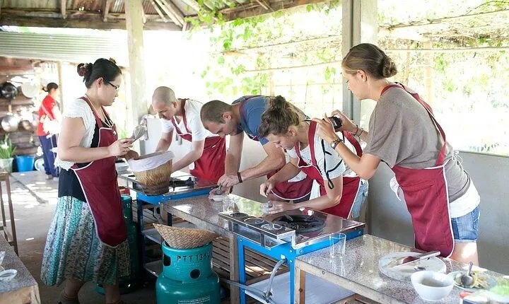 Half-day Thai Cooking Class from scratch by an Expert Chef