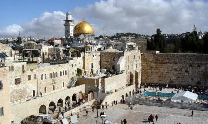 Jerusalem Half Day Tour: Holy Sepulchre and Western Wall