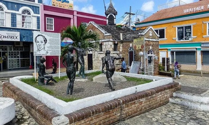 Montego Bay City Highlights & Sightseeing Tour with Shopping 