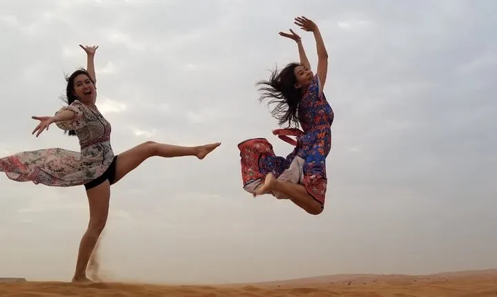  Dubai Red Dunes Desert Safari, Camels & 5* BBQ Dinner