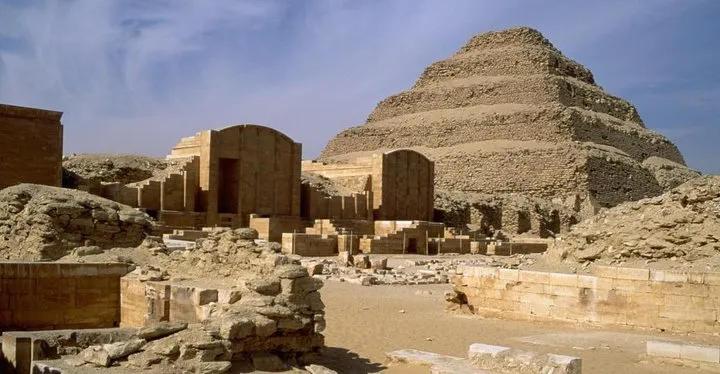 Half day tour to Memphis and Sakkara with an Egyptologist