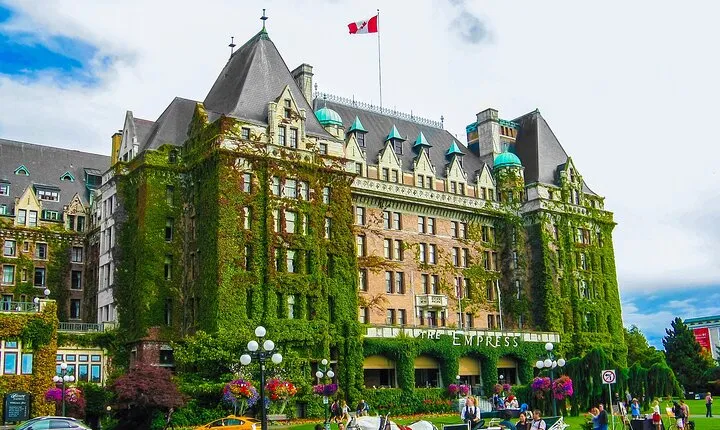 Private Victoria Full Day Tour from Vancouver