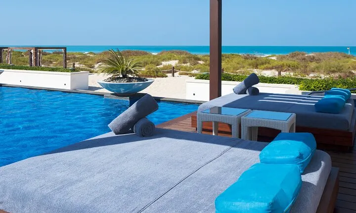 Athens to Costa Navarino / Kalamata Private Luxury Transfer