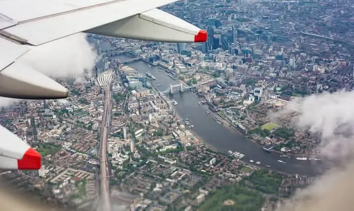 Private London Transfer - Airport to Airport - Heathrow / Gatwick