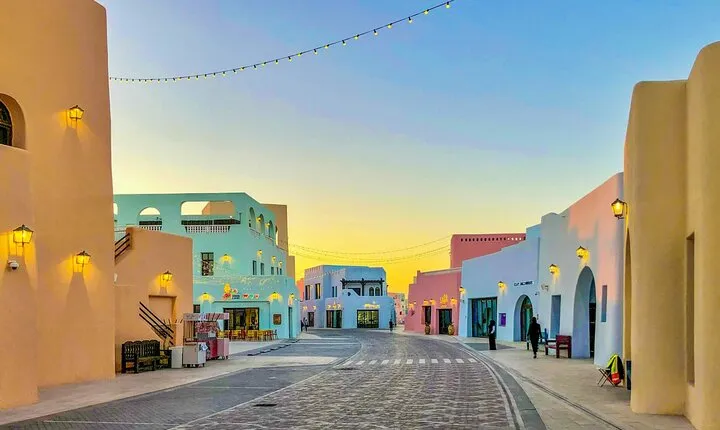 Doha City Tour to Souq Waqif, Katara, Doha Port & Pearl Island
