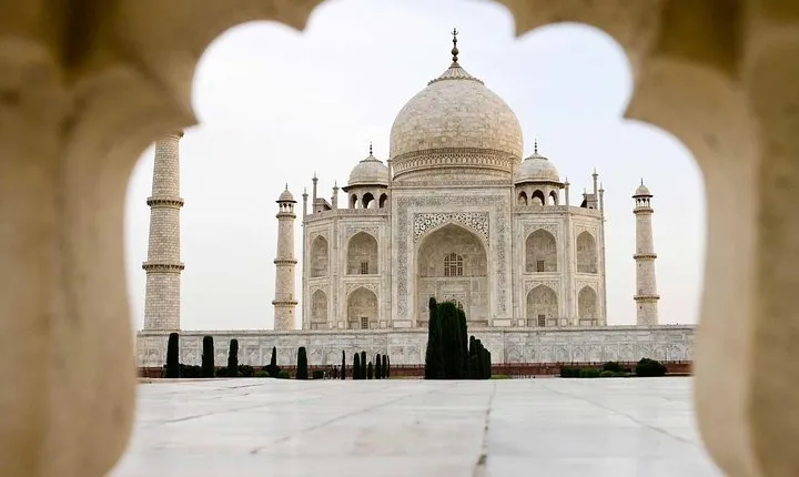 Same Day Agra Tour by car