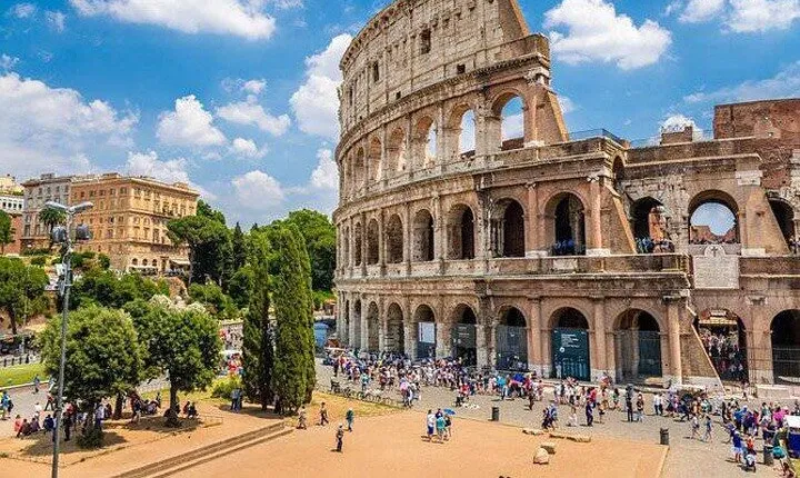 Rome Colosseum, Roman Forum & Palatine Hill Entry with AudioGuide