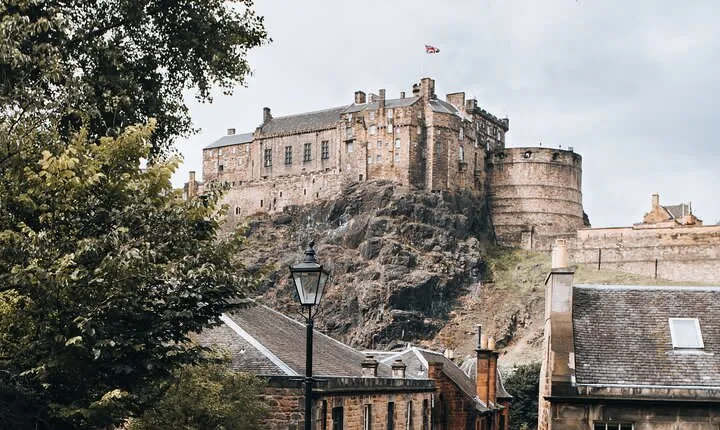 Luxury Transfer Service: London to Edinburgh