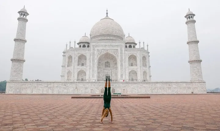From Hyderabad: Private Day Tour to Tajmahal And Agra
