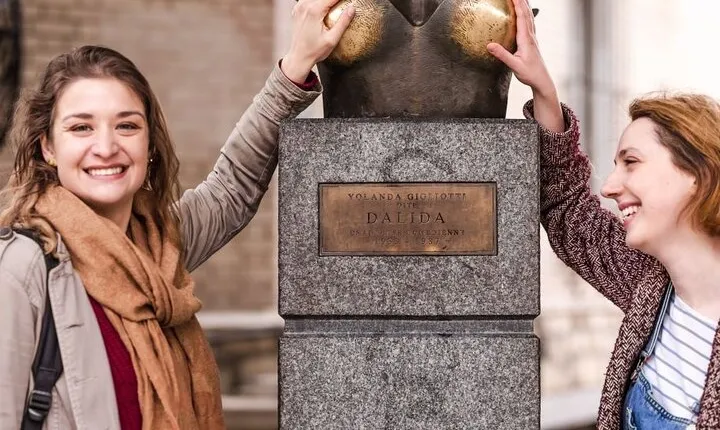 Montmartre Tour with a Local Guide: Private & 100% Personalized