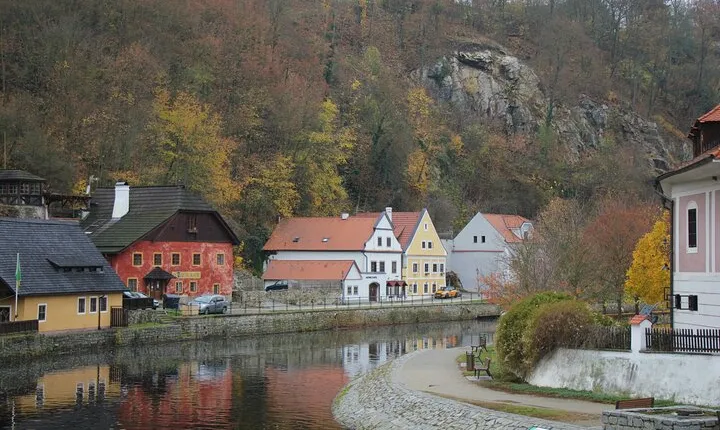 Private Day Trip to Český Krumlov from Prague with a local