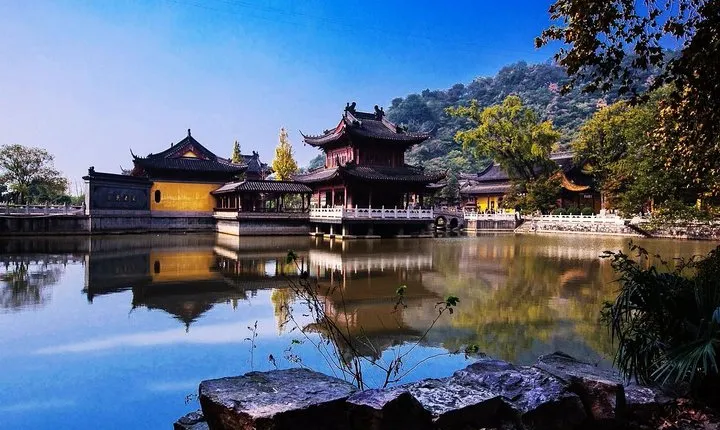 Zhenjiang Self-Guided Tour from Nanjing with Private Car and Driver service