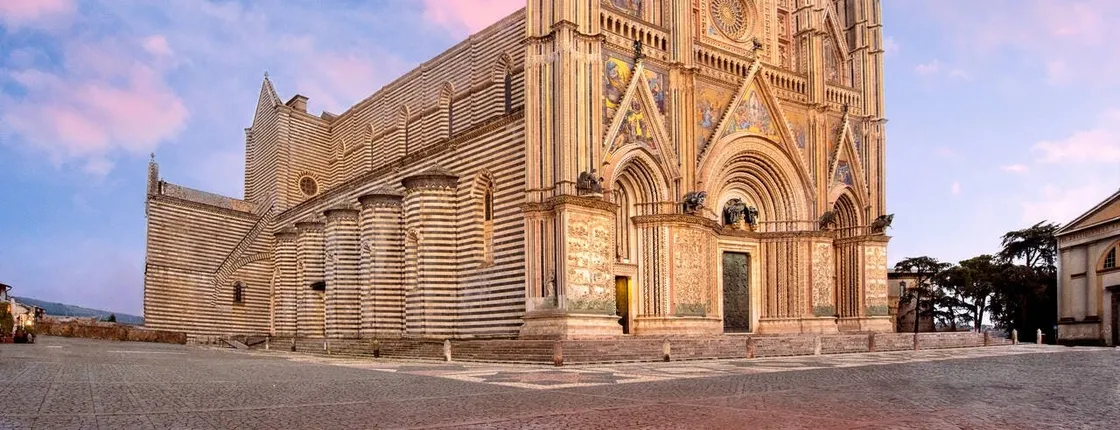 Orvieto panoramic electric minibus tour